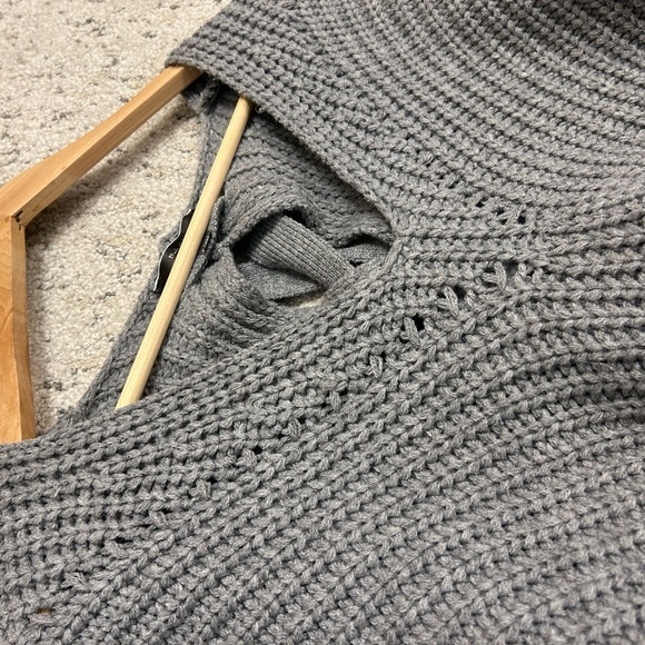 Blue Blush M slight crop woven back chunky we’ve sweater in excellent used cond - Picture 5 of 12